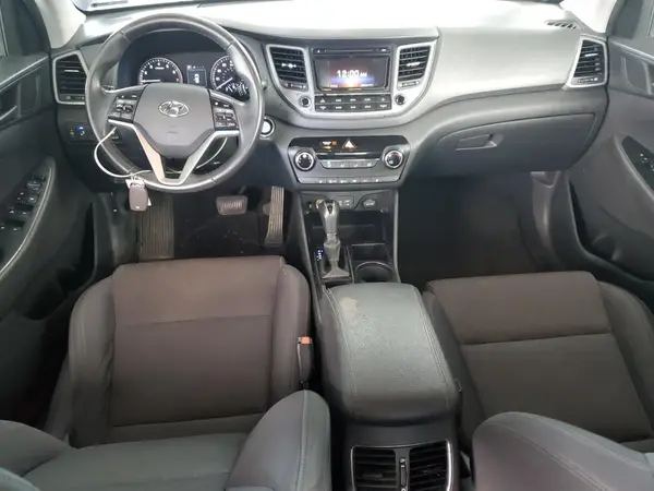 KM8J33A26HU342372 2017 HYUNDAI TUCSON - Image 8