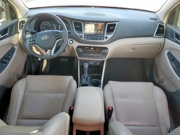 KM8J33A26HU349578 2017 HYUNDAI TUCSON - Image 8