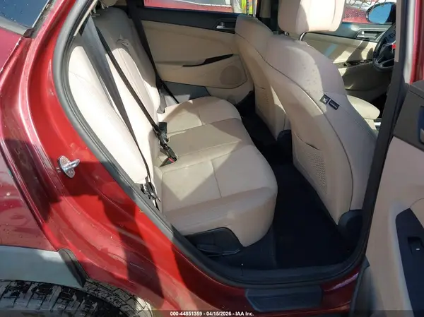 KM8J33A26HU355073 2017 HYUNDAI TUCSON - Image 8