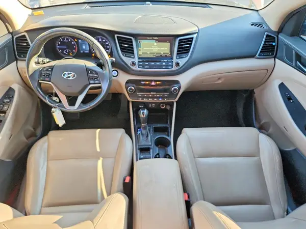 KM8J33A26HU357003 2017 HYUNDAI TUCSON - Image 8