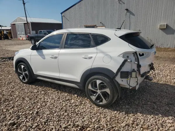 KM8J33A26HU367384 2017 HYUNDAI TUCSON - Image 2