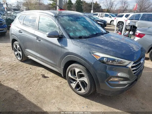 KM8J33A26HU371158 2017 HYUNDAI TUCSON - Image 1