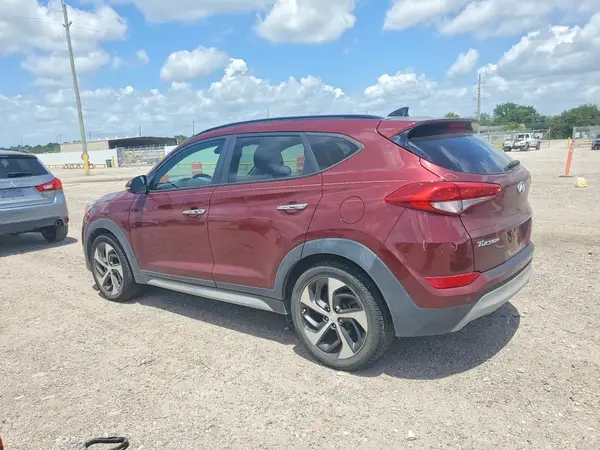 KM8J33A26HU377767 2017 HYUNDAI TUCSON - Image 2
