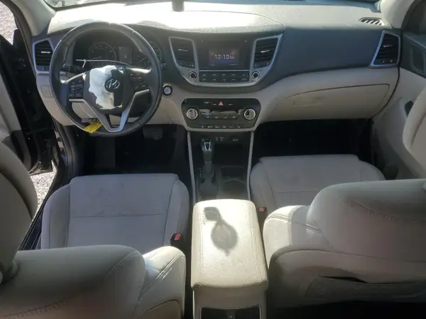 KM8J33A26HU378448 2017 HYUNDAI TUCSON - Image 8