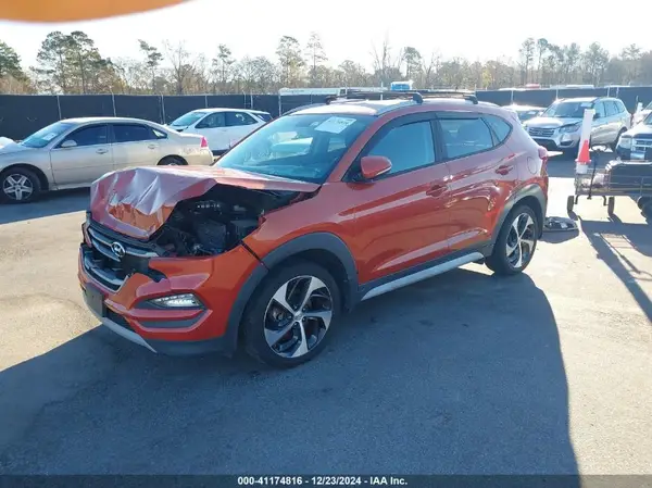 KM8J33A26HU406989 2017 HYUNDAI TUCSON - Image 2