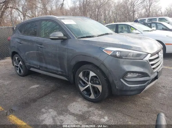 KM8J33A26HU413022 2017 HYUNDAI TUCSON - Image 1