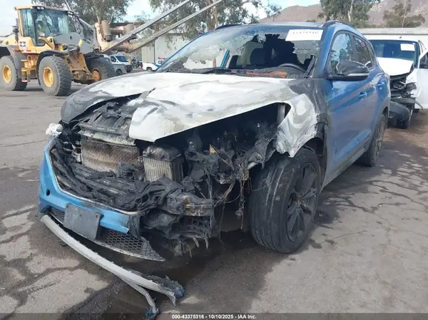 KM8J33A26HU466478 2017 HYUNDAI TUCSON - Image 2