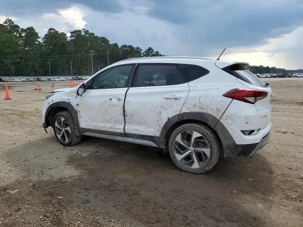 KM8J33A26HU476461 2017 HYUNDAI TUCSON - Image 2