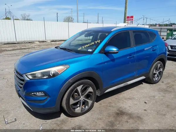 KM8J33A26HU500838 2017 HYUNDAI TUCSON - Image 2