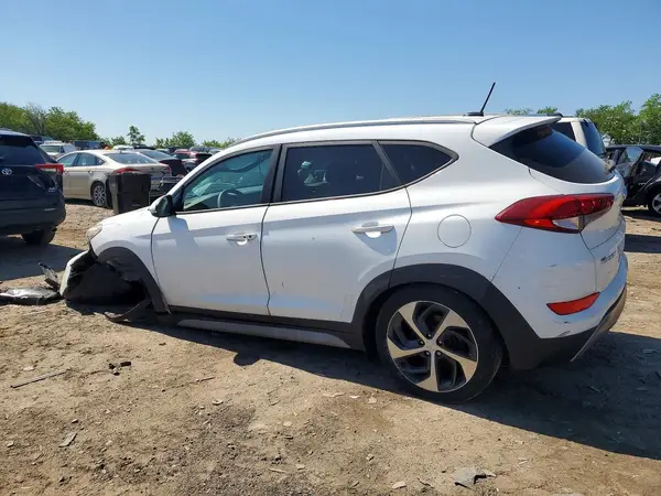 KM8J33A26HU504758 2017 HYUNDAI TUCSON - Image 2