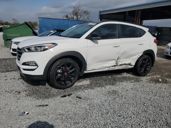 KM8J33A26HU540174 2017 HYUNDAI TUCSON - Image 1