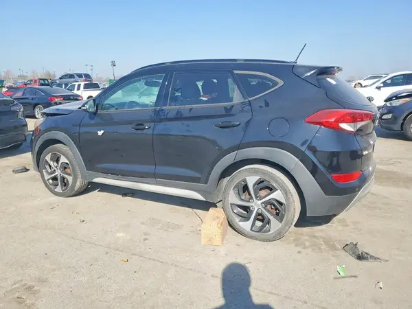 KM8J33A26HU549263 2017 HYUNDAI TUCSON - Image 2
