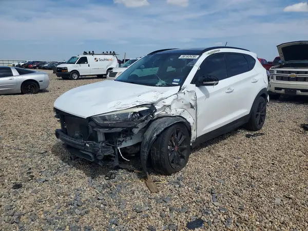 KM8J33A26HU549439 2017 HYUNDAI TUCSON - Image 1