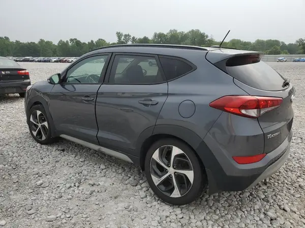KM8J33A26HU549845 2017 HYUNDAI TUCSON - Image 2