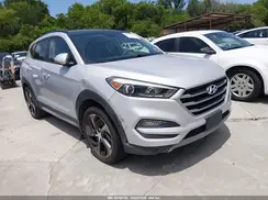 KM8J33A26HU579587 2017 HYUNDAI TUCSON