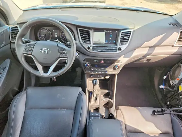 KM8J33A26JU621312 2018 HYUNDAI TUCSON - Image 8