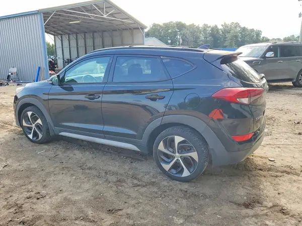 KM8J33A26JU631726 2018 HYUNDAI TUCSON - Image 2