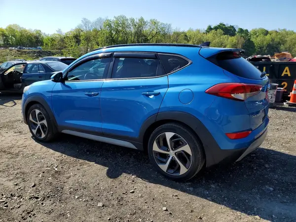 KM8J33A26JU633069 2018 HYUNDAI TUCSON - Image 2