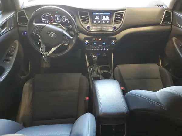 KM8J33A26JU706134 2018 HYUNDAI TUCSON - Image 8