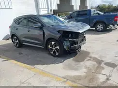 KM8J33A26JU709065 2018 HYUNDAI TUCSON