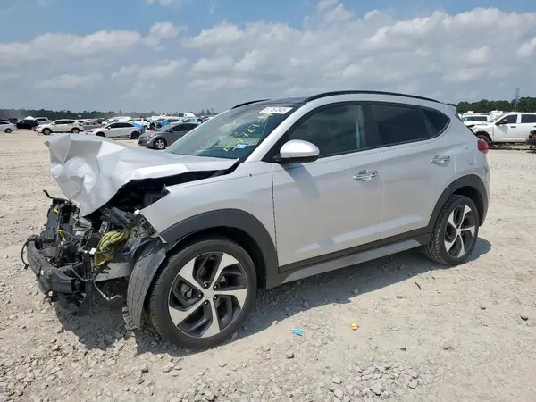KM8J33A26JU752983 2018 HYUNDAI TUCSON - Image 1