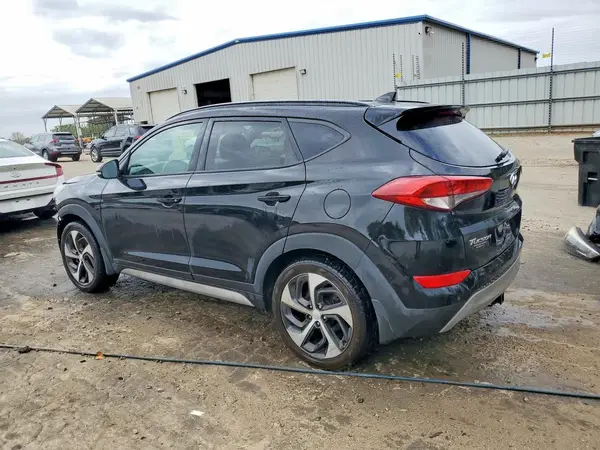 KM8J33A26JU764003 2018 HYUNDAI TUCSON - Image 2