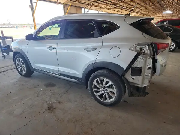 KM8J33A27GU033606 2016 HYUNDAI TUCSON - Image 2