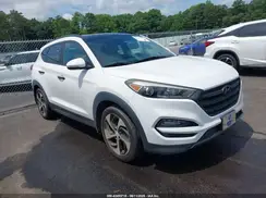 KM8J33A27GU053001 2016 HYUNDAI TUCSON