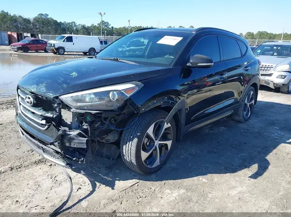 KM8J33A27GU053421 2016 HYUNDAI TUCSON - Image 2