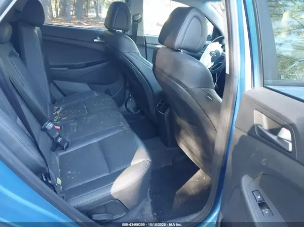 KM8J33A27GU061924 2016 HYUNDAI TUCSON - Image 8