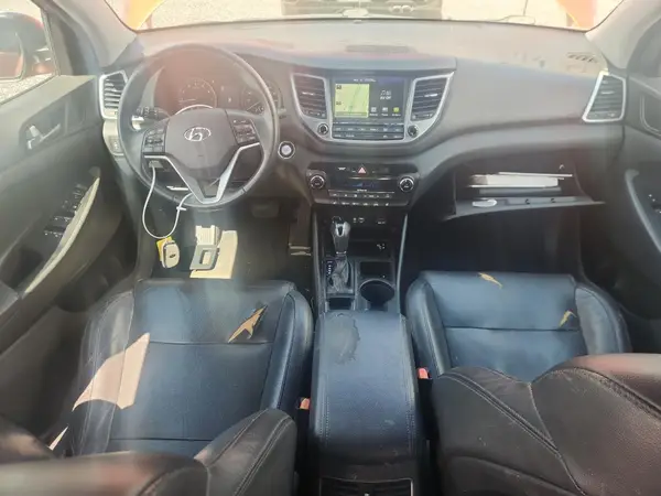 KM8J33A27GU074821 2016 HYUNDAI TUCSON - Image 8