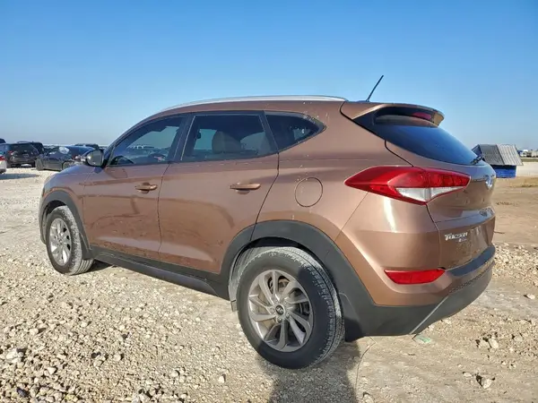 KM8J33A27GU077248 2016 HYUNDAI TUCSON - Image 2