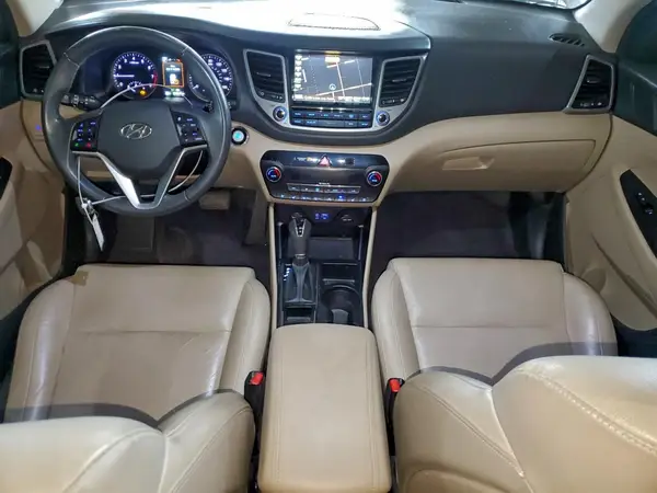 KM8J33A27GU083390 2016 HYUNDAI TUCSON - Image 8