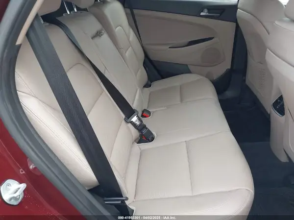 KM8J33A27GU083664 2016 HYUNDAI TUCSON - Image 8