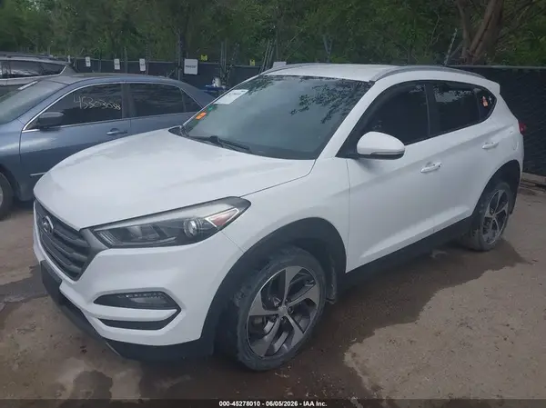 KM8J33A27GU116517 2016 HYUNDAI TUCSON - Image 2