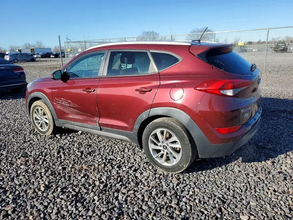 KM8J33A27GU124472 2016 HYUNDAI TUCSON - Image 2