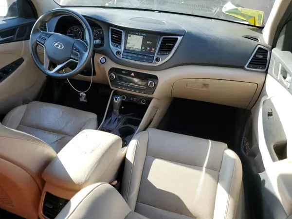 KM8J33A27GU124665 2016 HYUNDAI TUCSON - Image 8