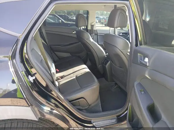 KM8J33A27GU130806 2016 HYUNDAI TUCSON - Image 8