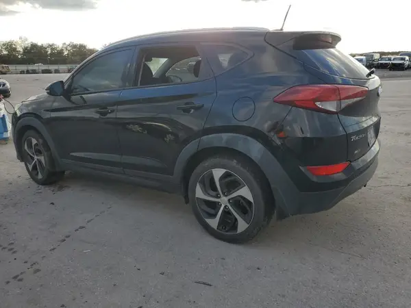 KM8J33A27GU133303 2016 HYUNDAI TUCSON - Image 2