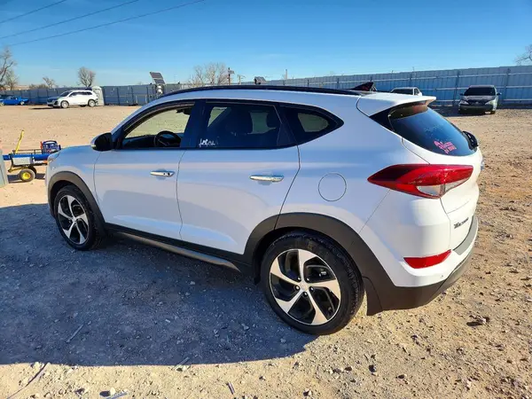 KM8J33A27GU149680 2016 HYUNDAI TUCSON - Image 2