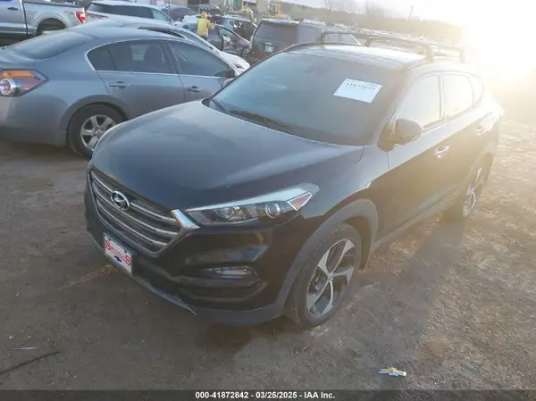 KM8J33A27GU152224 2016 HYUNDAI TUCSON - Image 2