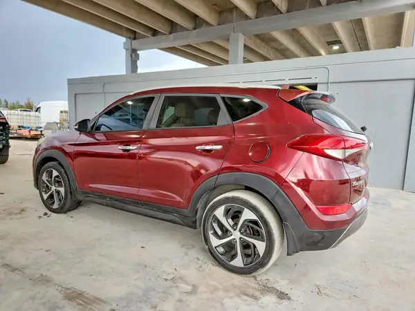 KM8J33A27GU152983 2016 HYUNDAI TUCSON - Image 2
