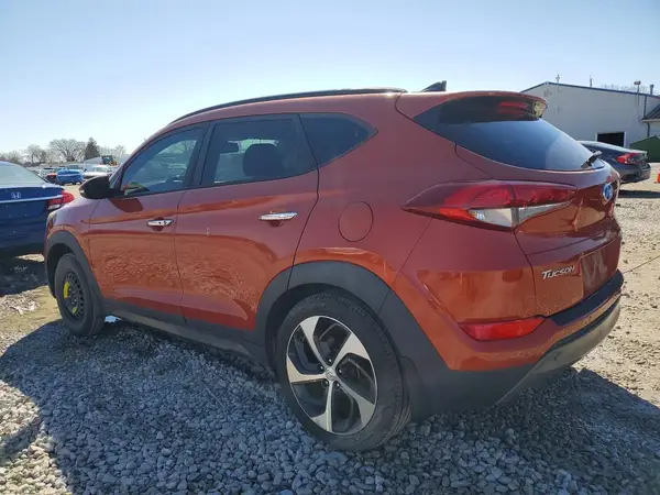 KM8J33A27GU163305 2016 HYUNDAI TUCSON - Image 2