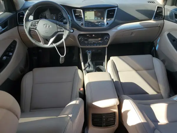 KM8J33A27GU196580 2016 HYUNDAI TUCSON - Image 8