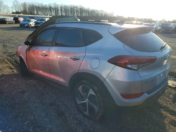 KM8J33A27GU227021 2016 HYUNDAI TUCSON - Image 2