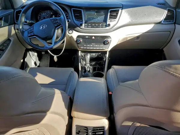 KM8J33A27GU235684 2016 HYUNDAI TUCSON - Image 8