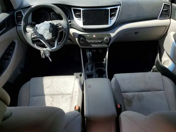 KM8J33A27GU242070 2016 HYUNDAI TUCSON - Image 8