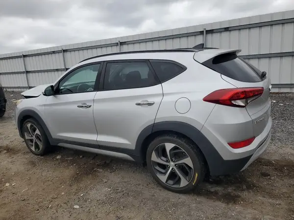 KM8J33A27HU276656 2017 HYUNDAI TUCSON - Image 2