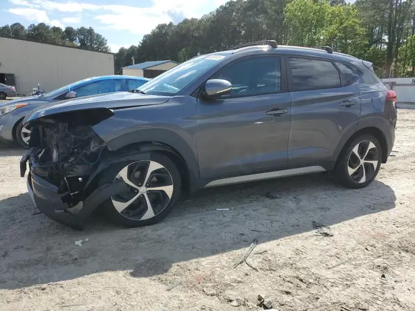 KM8J33A27HU315245 2017 HYUNDAI TUCSON - Image 1