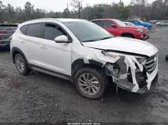 KM8J33A27HU322535 2017 HYUNDAI TUCSON